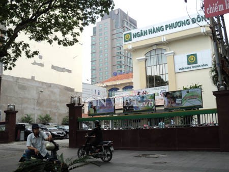 Trụ sở chính Ngân hàng Phương Đông (45 Lê Duẩn, quận 1) nơi xảy ra việc chấm dứt HĐLĐ hơn 230 nhân viên bảo vệ.
